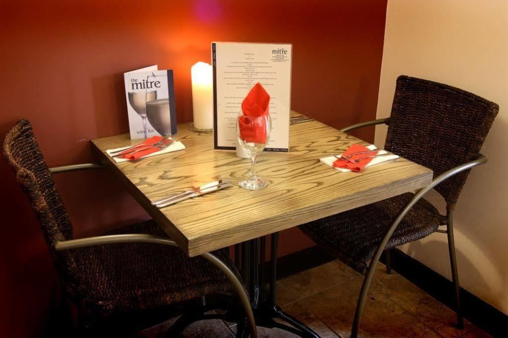 The Mitre Inn ناريسبورو المظهر الخارجي الصورة