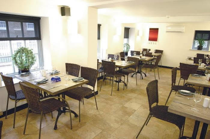 The Mitre Inn ناريسبورو المظهر الخارجي الصورة