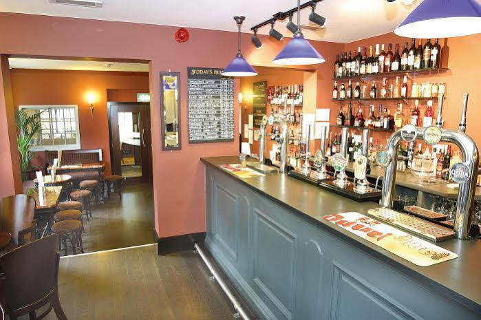 The Mitre Inn ناريسبورو المظهر الخارجي الصورة